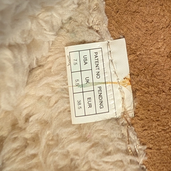 Sanuk Aztec Print Fleece Lined Calf Height Boots - Picture 6 of 7